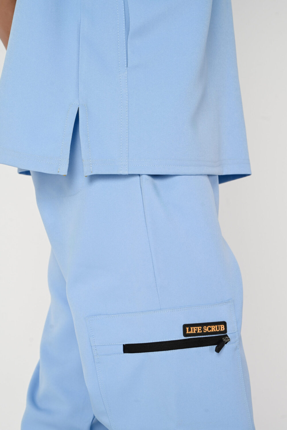 V-Neck Men Scrub Baby Blue - الصورة 6