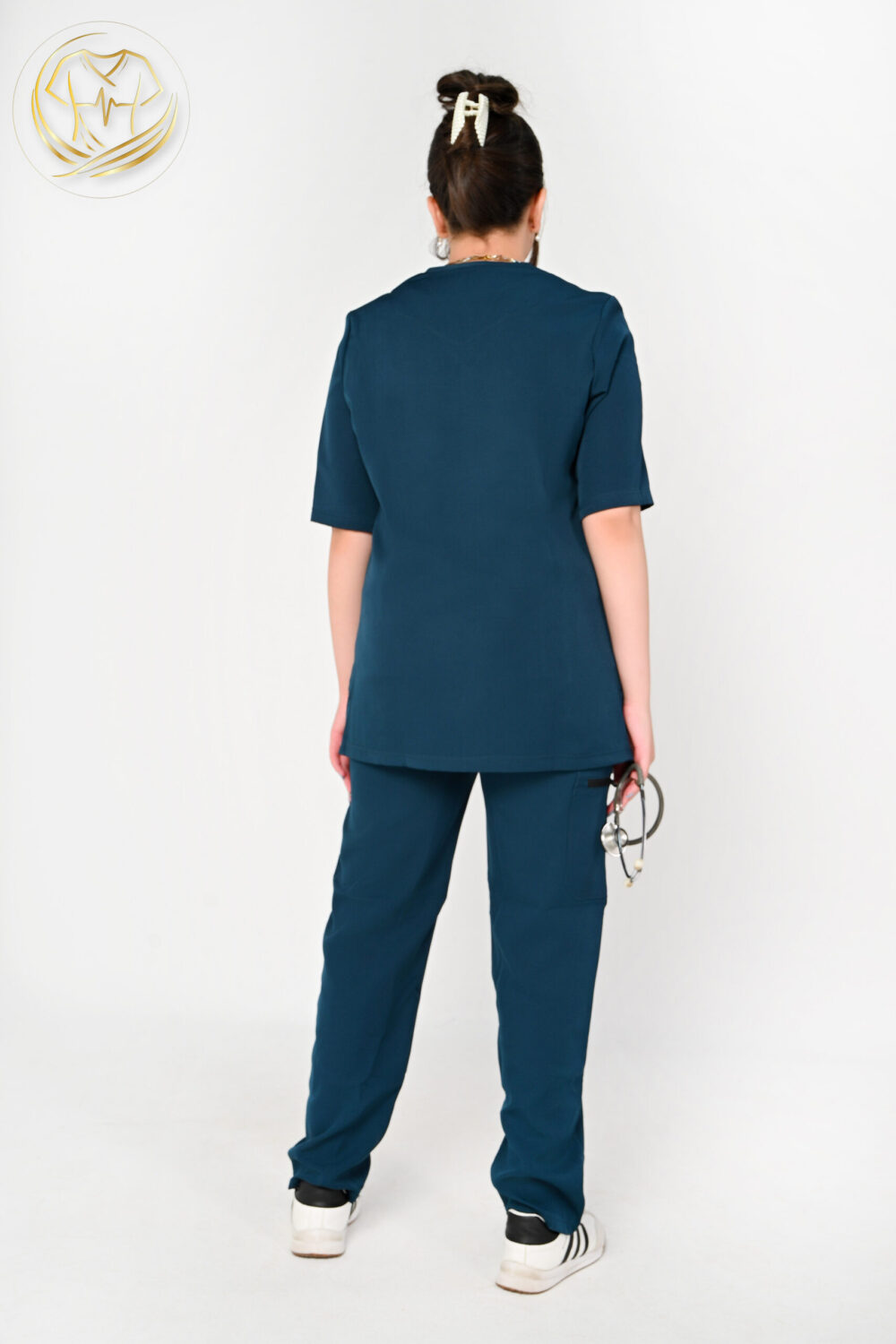 V-Neck woman Scrub Petrol Blue - الصورة 3
