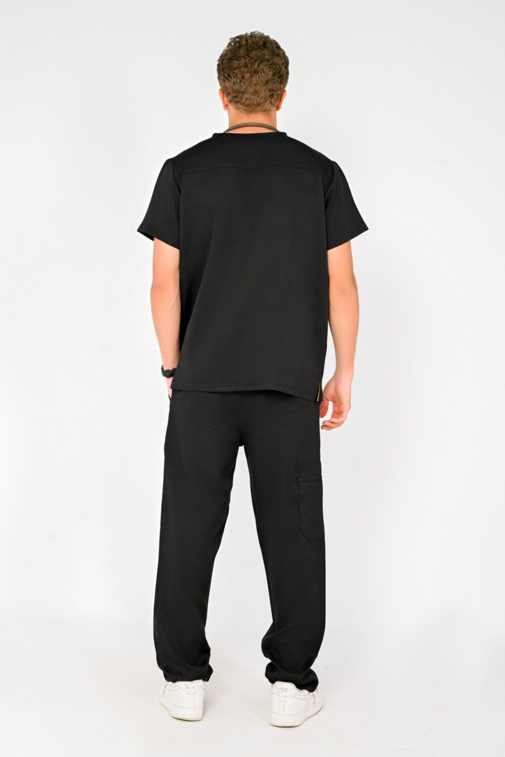 V-Neck Men Scrub Black - الصورة 3